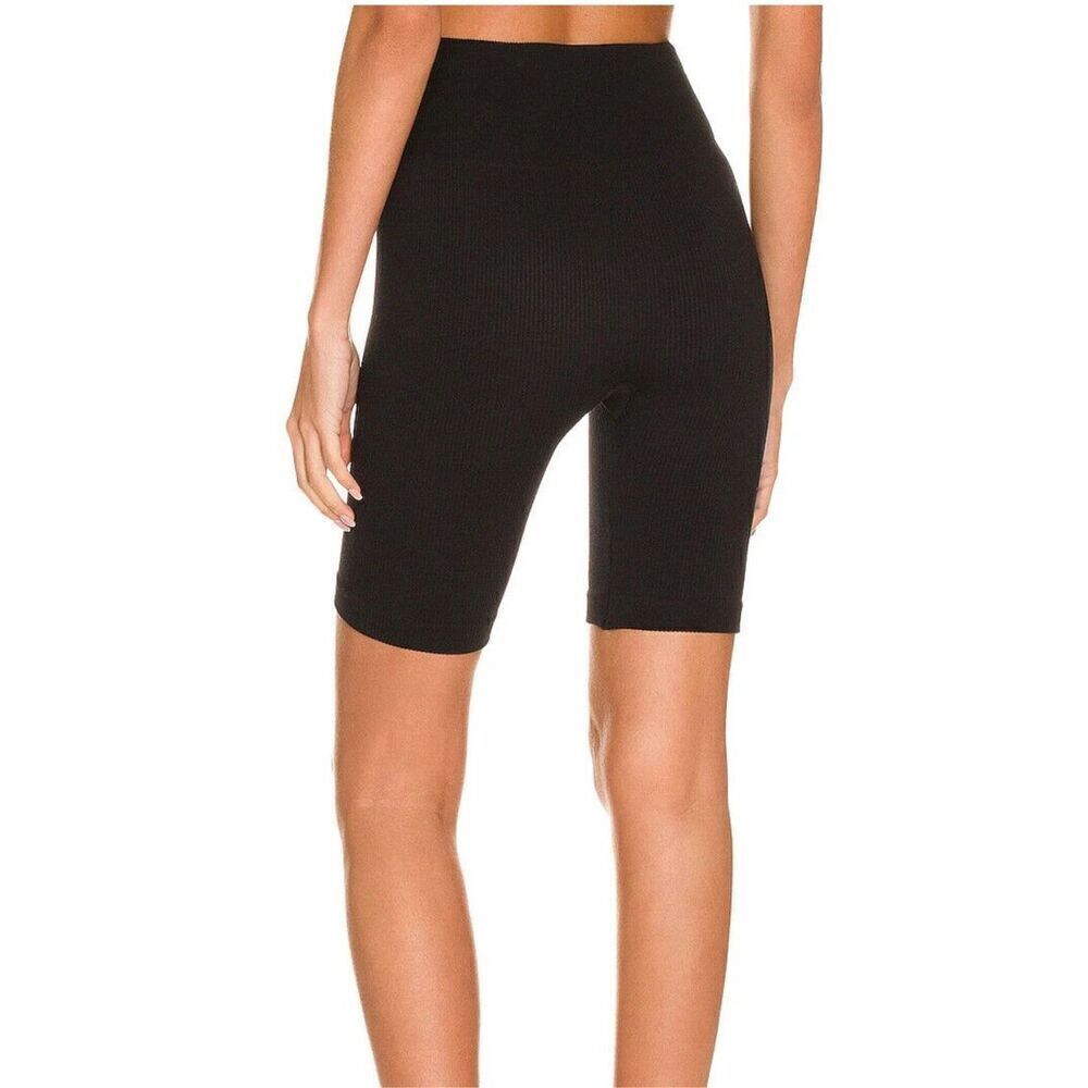 Commando Studio Ribbed Shorts - Picture 2 of 6